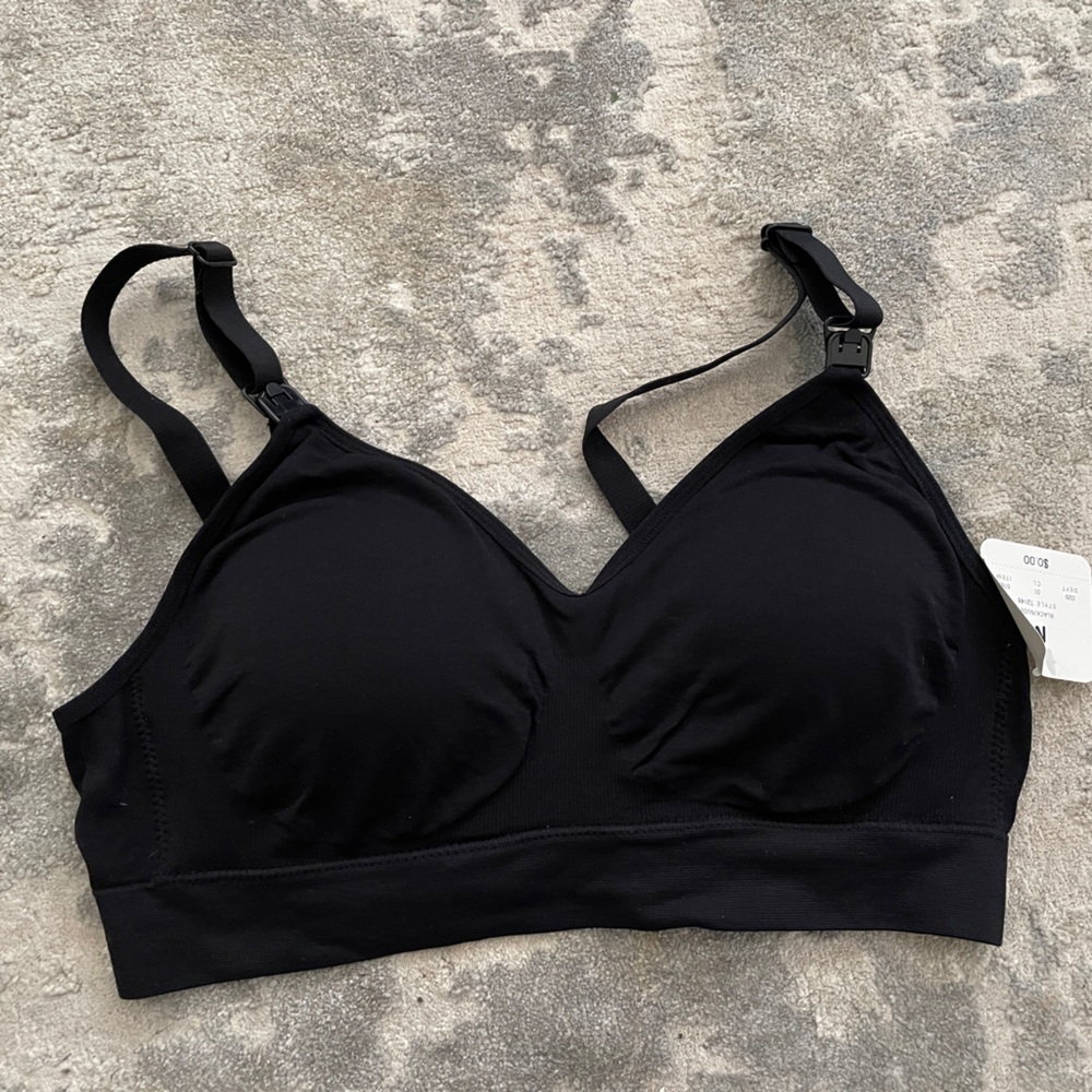 Hands free pumping bra